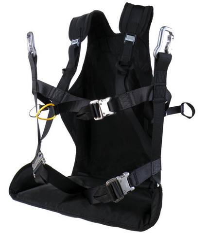 Apco First III ( carabiners not included )